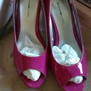 Bandolino pink heels.